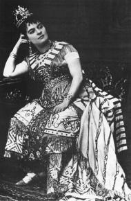 Elena Sanz Elena Sanz